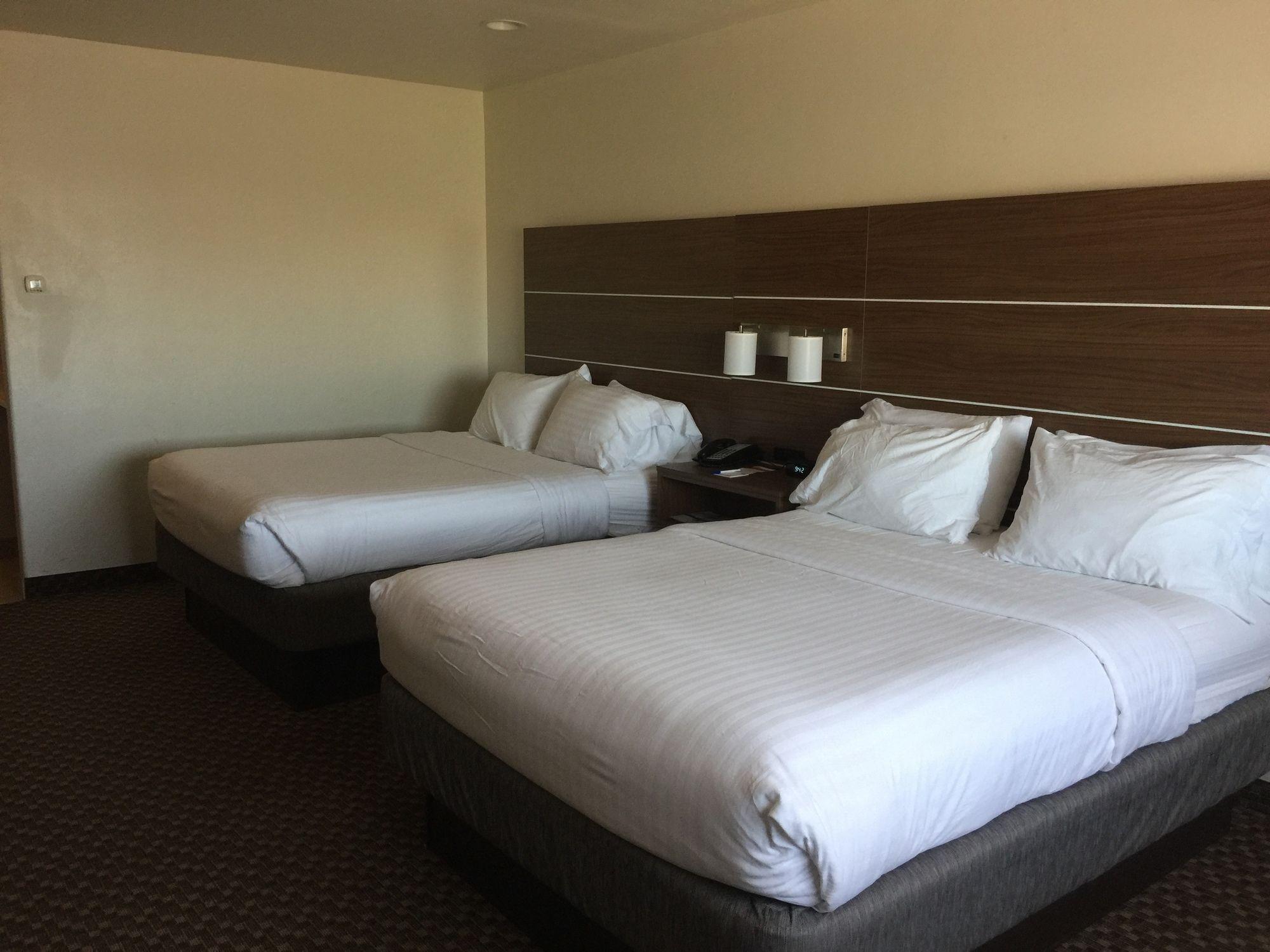 Holiday Inn Express Santa Rosa By Ihg Kültér fotó